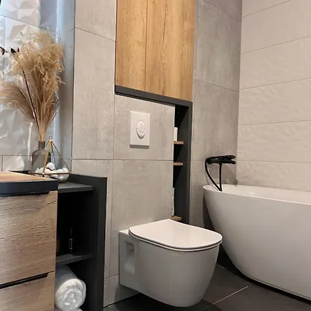 Bright & Modern 3 With Amenities Timişoara