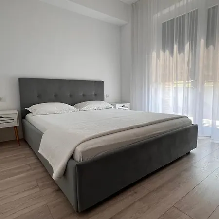 Apartment Bright & Modern 3 With Amenities Timisoara