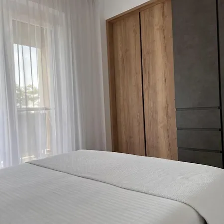 Bright & Modern 3 With Amenities Apartment Timisoara